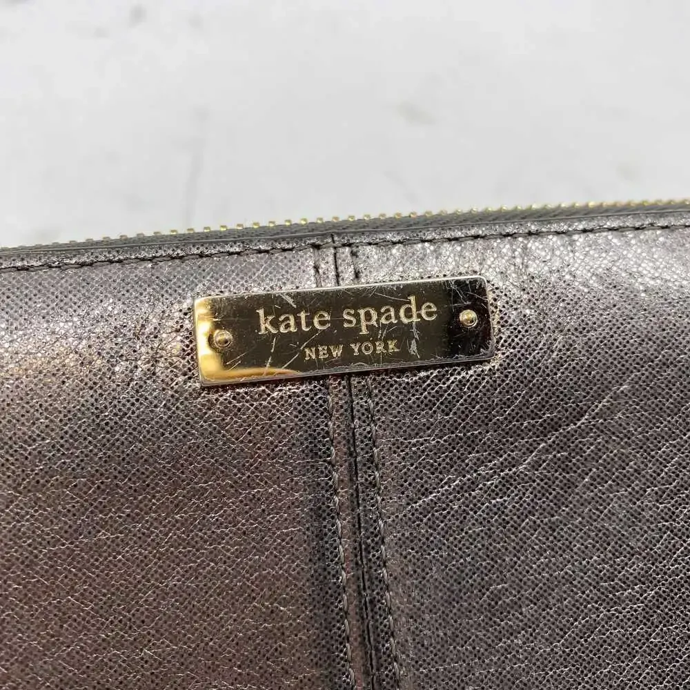 kate spade Silver Leather Zip-Around Wallet | OS
